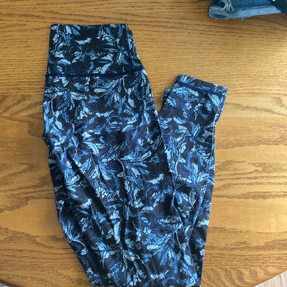 Lululemon leggings